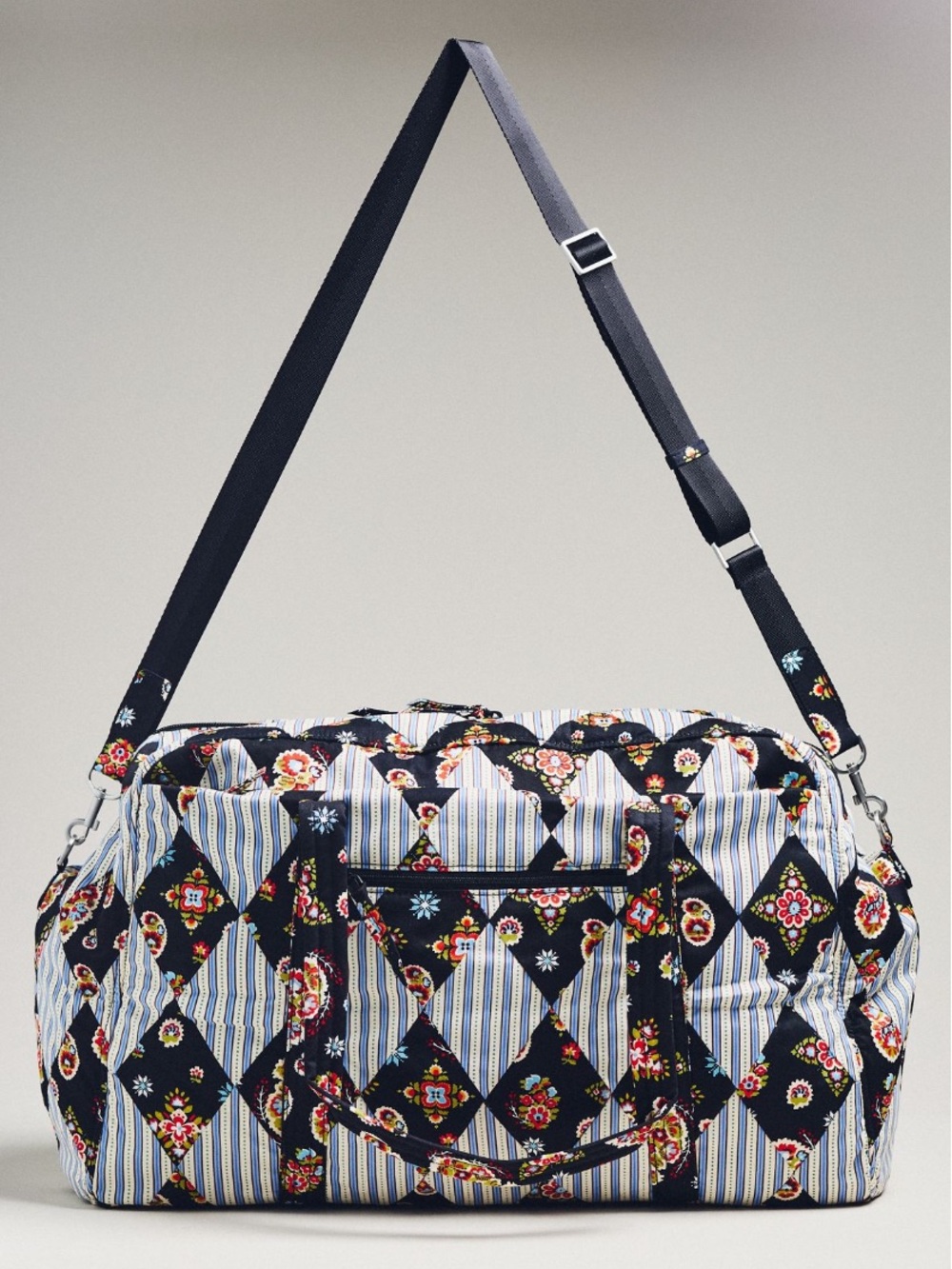 Vera Bradley xl Miramar weekender‎ duffle tote in diamond patchwork Northstar